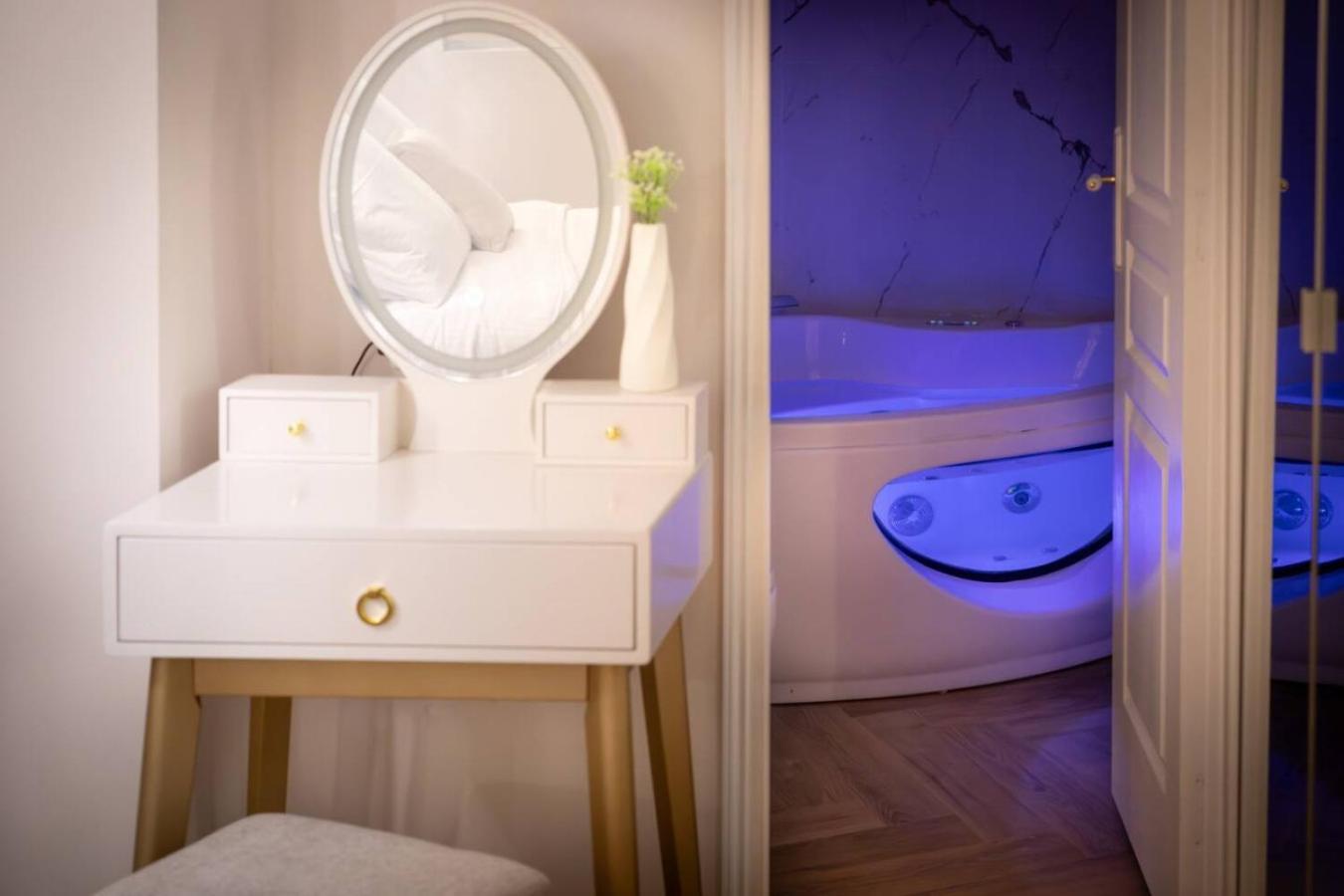 Sublime 3 A Montmartre Avec Clim Et Jacuzzi